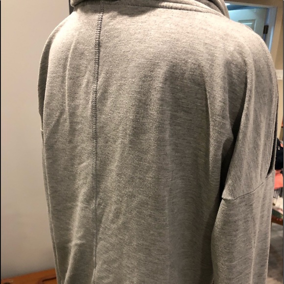 Harmony & Balance grey cowl necked top - Picture 4 of 4